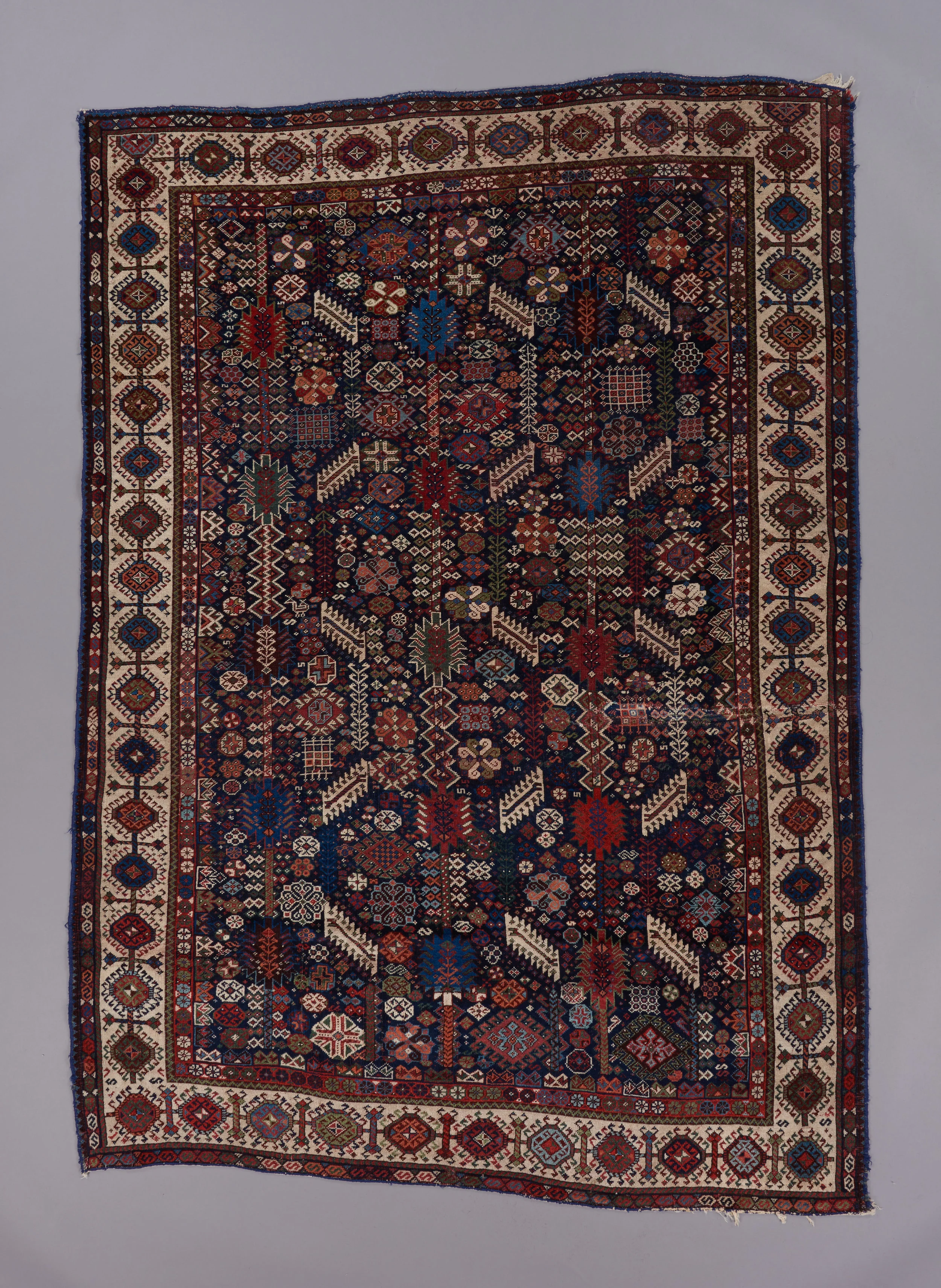 Qashqai Shekarlu rug — b bolour